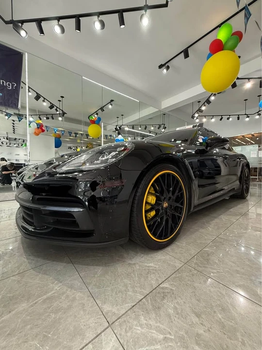 2018 Porsche 971 Panamera 4S - Image 2 of 20