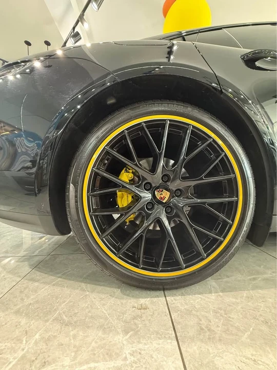 2018 Porsche 971 Panamera 4S - Image 11 of 20