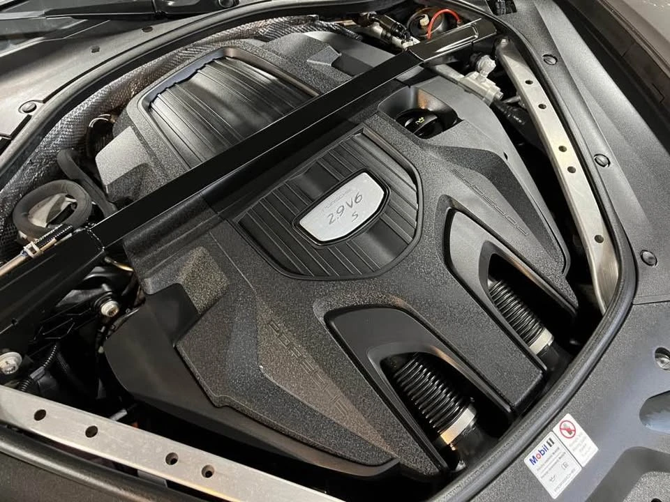 2018 Porsche 971 Panamera 4S - Image 19 of 19