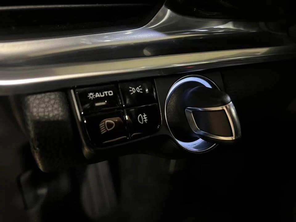 2018 Porsche 971 Panamera 4S - Image 11 of 20