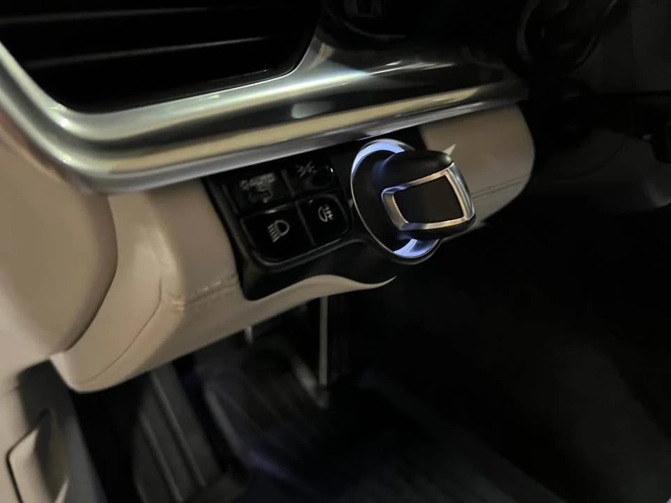 2018 Porsche 971 Panamera 4S - Image 17 of 19