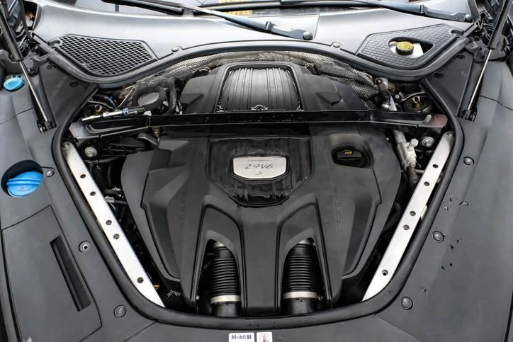 2018 Porsche 971 Panamera 4S - Image 11 of 12