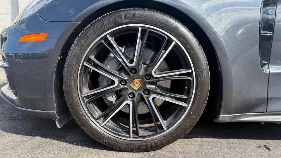 2018 Porsche 971 Panamera 4S - Image 5 of 20