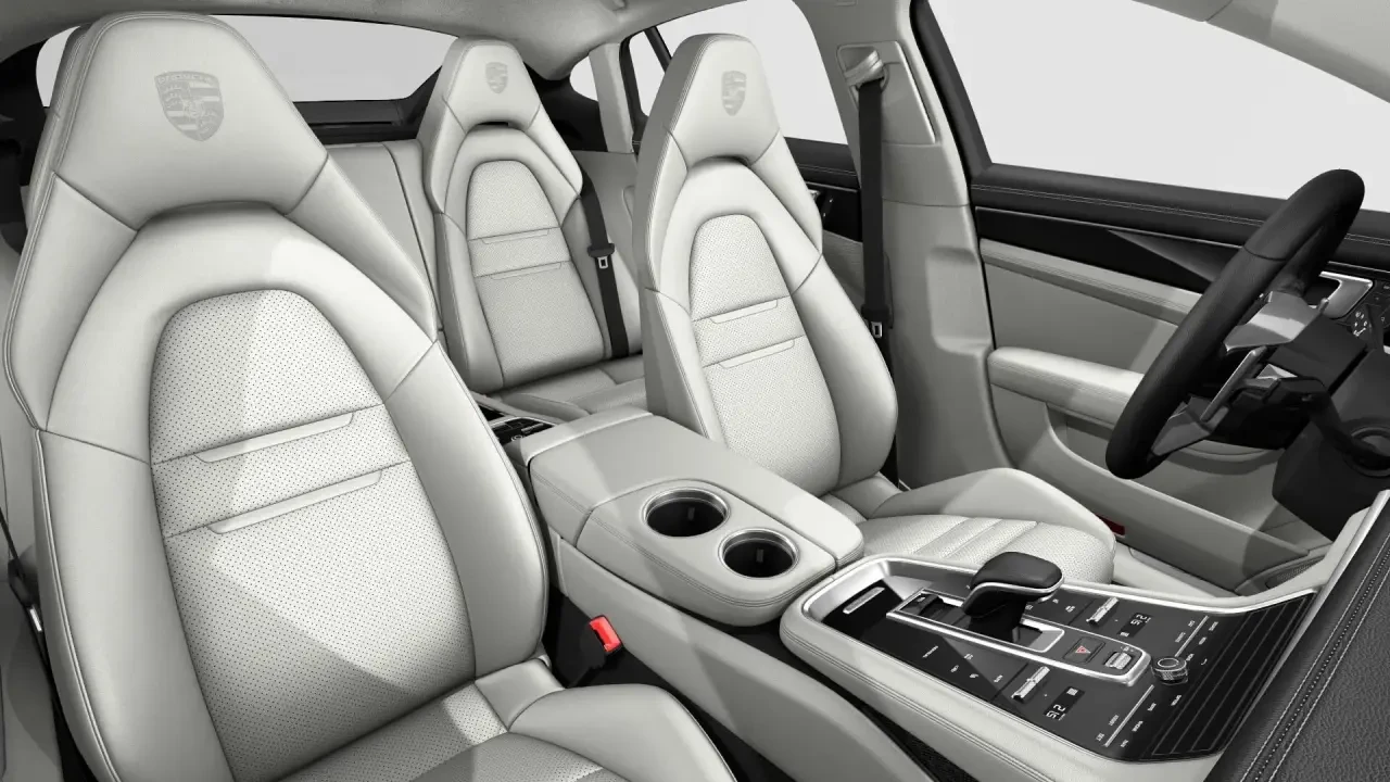 2018 Porsche 970 Panamera 4S - Image 5 of 6