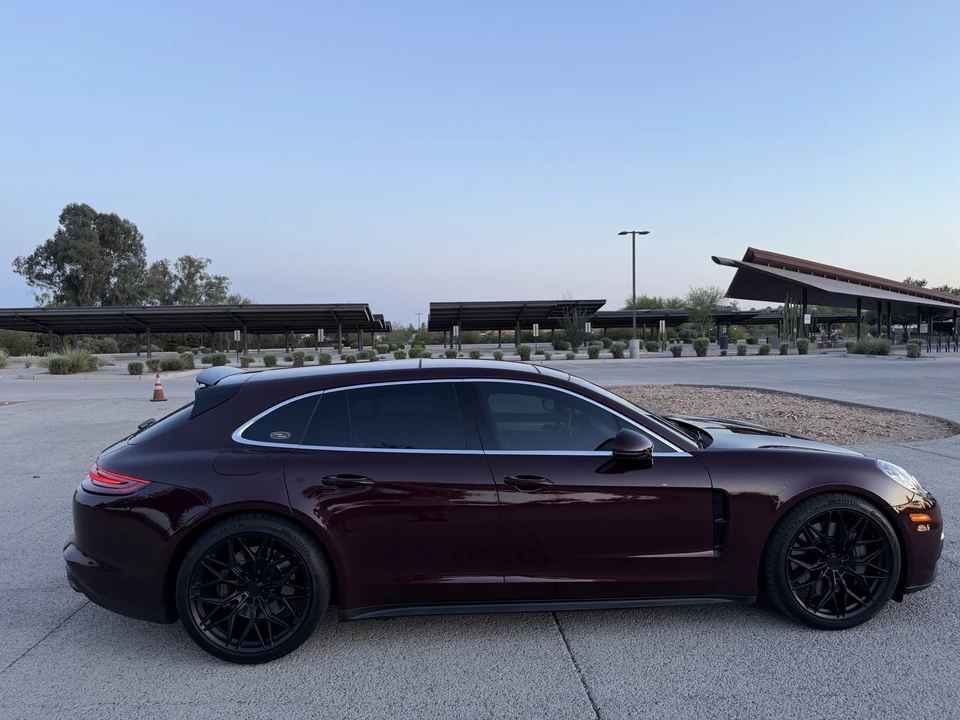 2018 Porsche 971 Panamera Sport Turismo - Image 26 of 31