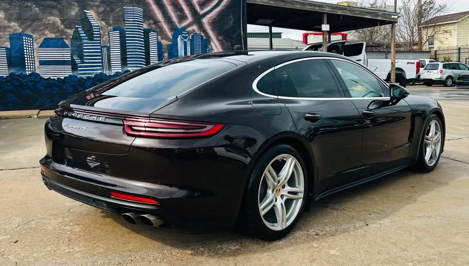 2018 Porsche 971 Panamera 4S - Image 5 of 12