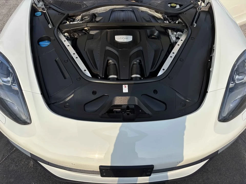2018 Porsche 971 Panamera S - Image 8 of 20