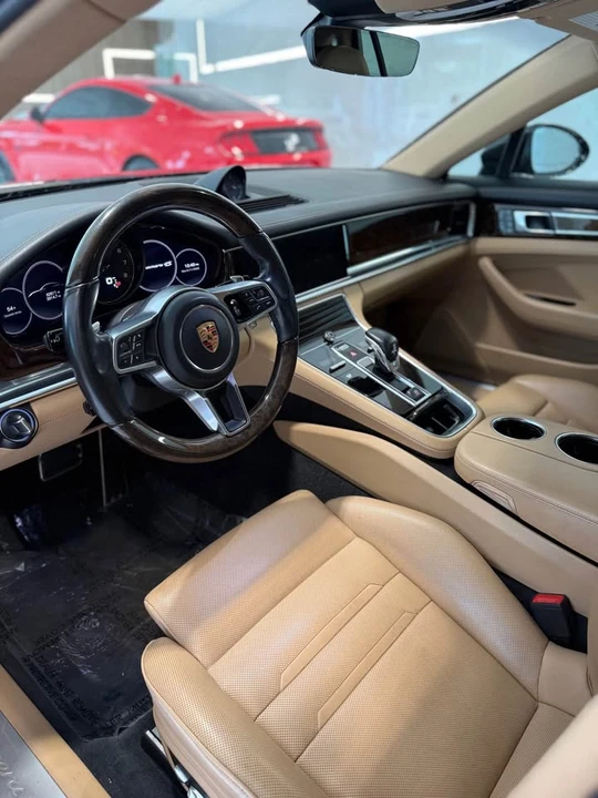 2018 Porsche 971 Panamera 4S - Image 6 of 10