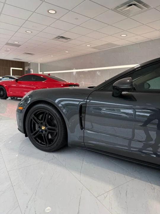 2018 Porsche 971 Panamera 4S - Image 9 of 10