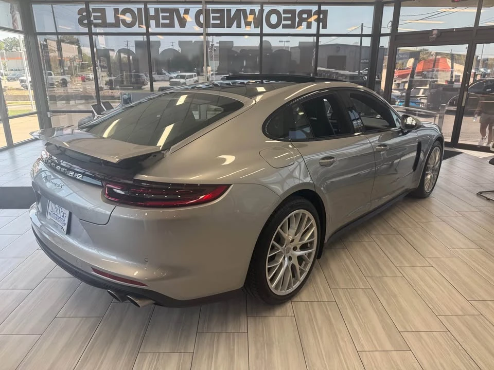 2018 Porsche 971 Panamera 4S - Image 5 of 10