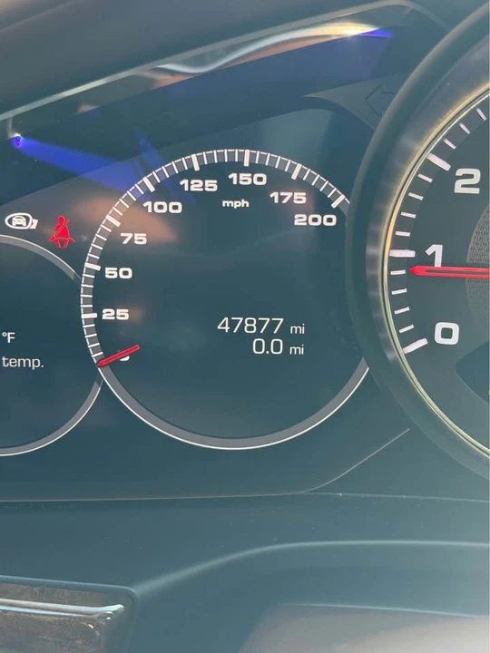 2018 Porsche 971 Panamera 4S - Image 8 of 18