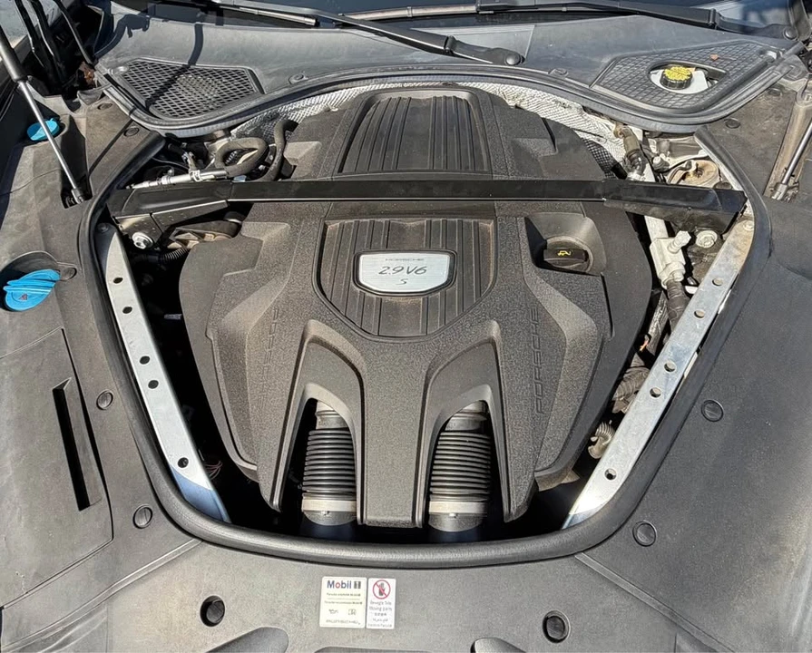 2018 Porsche 971 Panamera 4S - Image 15 of 18