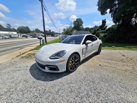2018 Porsche Panamera 4S Sedan