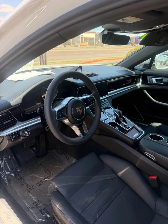 2018 Porsche 971 Panamera 4S - Image 5 of 5
