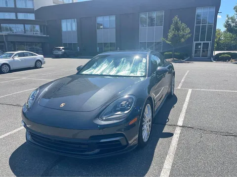 2018 Porsche Panamera 4S