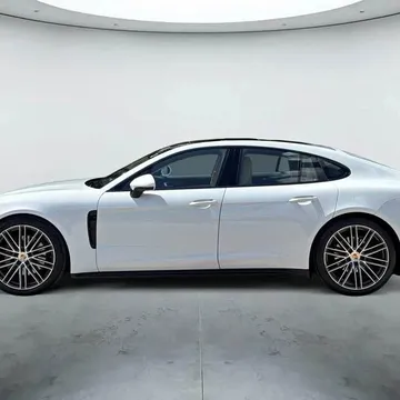 2018 Porsche Panamera 4S Sedan 4D