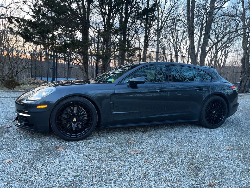 2018 Porsche 971 Panamera Sport Turismo - Image 9 of 16