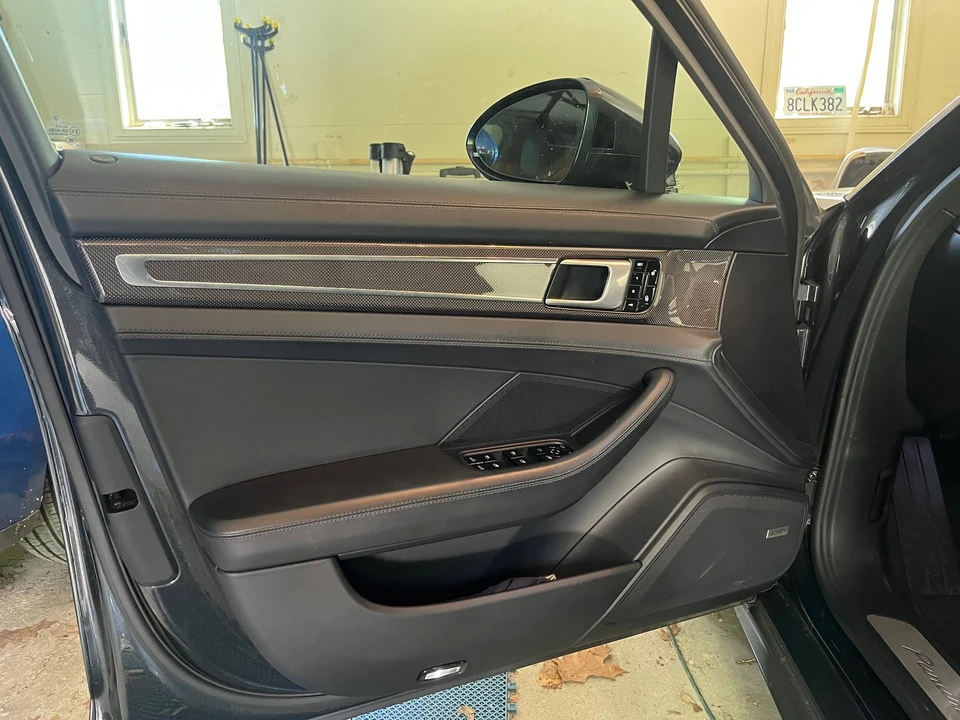 2018 Porsche 971 Panamera Sport Turismo - Image 16 of 16