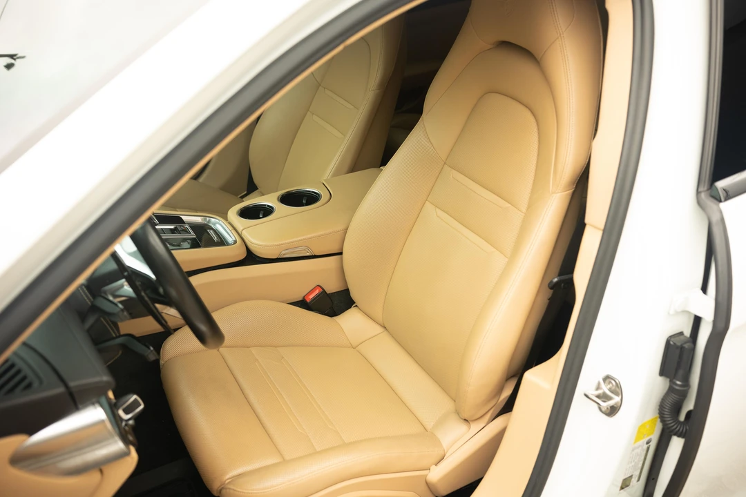 2018 Porsche 971 Panamera S - Image 22 of 31