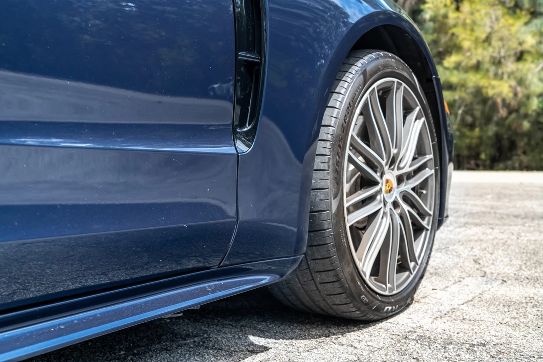 2018 Porsche 971 Panamera S - Image 19 of 31