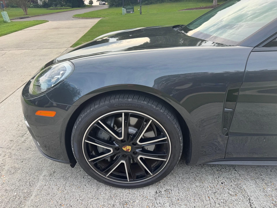 2018 Porsche 971 Panamera Sport Turismo - Image 18 of 31
