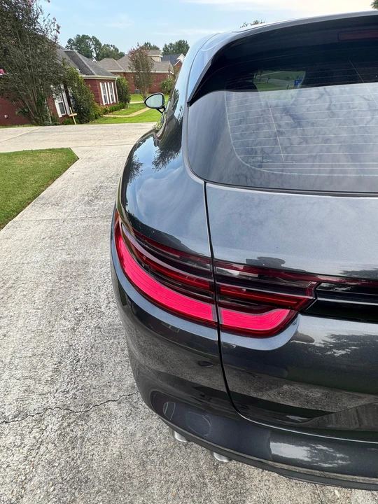2018 Porsche 971 Panamera Sport Turismo - Image 23 of 31