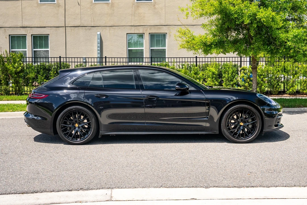 2018 Porsche 971 Panamera Sport Turismo - Image 10 of 31