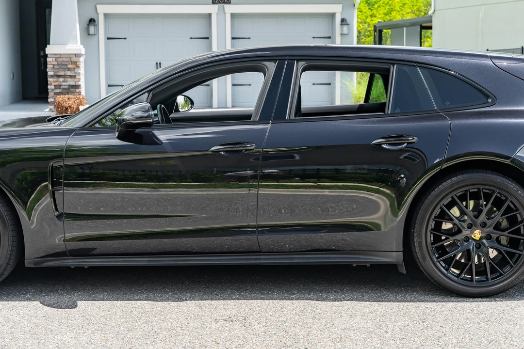 2018 Porsche 971 Panamera Sport Turismo - Image 16 of 31