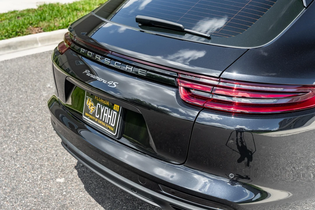 2018 Porsche 971 Panamera Sport Turismo - Image 19 of 31
