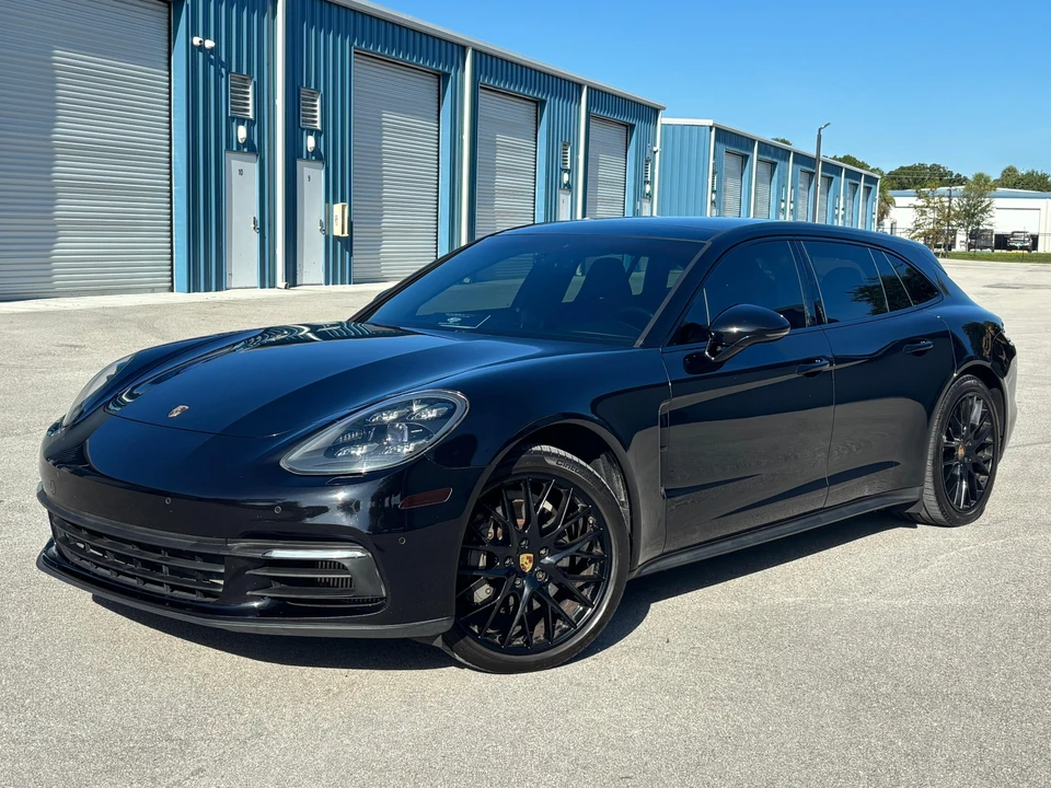 2018 Porsche 971 Panamera Sport Turismo - Image 13 of 31