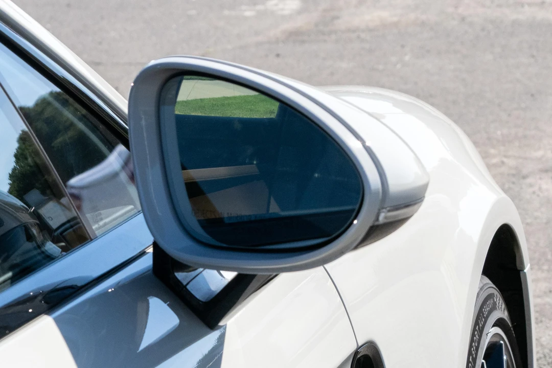 2018 Porsche 971 Panamera Sport Turismo - Image 23 of 31