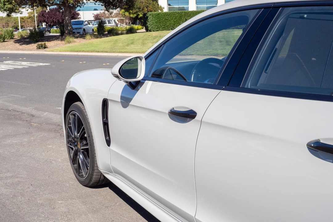 2018 Porsche 971 Panamera Sport Turismo - Image 16 of 31