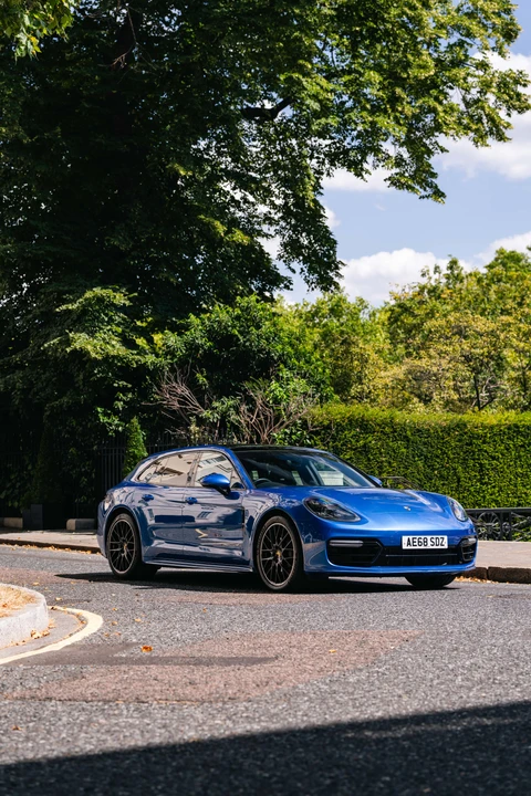 2018 Porsche 971 Panamera Sport Turismo - Image 21 of 31