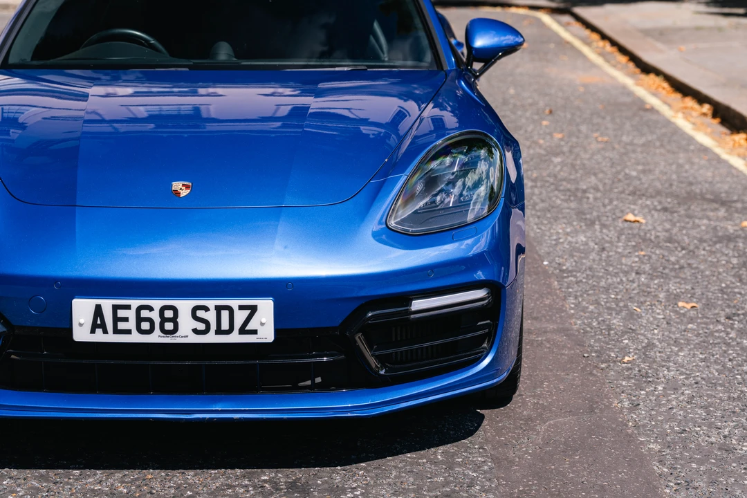 2018 Porsche 971 Panamera Sport Turismo - Image 27 of 31