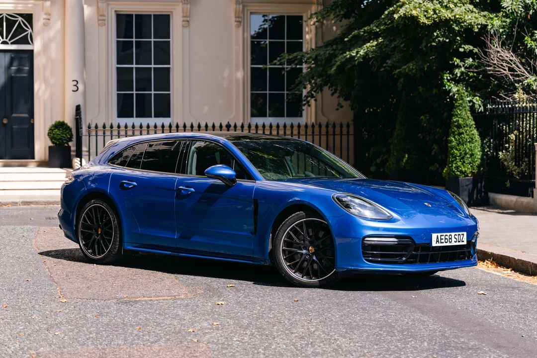 2018 Porsche 971 Panamera Sport Turismo - Image 14 of 31