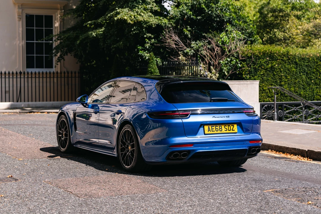 2018 Porsche 971 Panamera Sport Turismo - Image 5 of 31