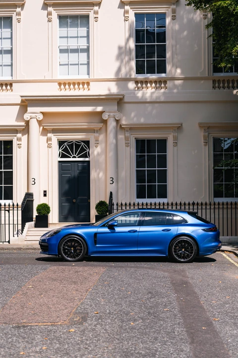 2018 Porsche 971 Panamera Sport Turismo - Image 18 of 31