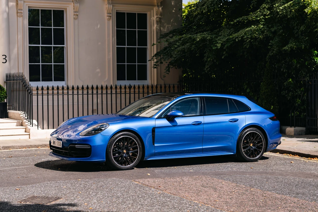 2018 Porsche 971 Panamera Sport Turismo - Image 12 of 31