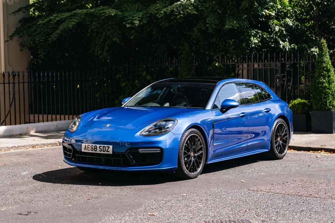 2018 Porsche 971 Panamera Sport Turismo - Image 11 of 31