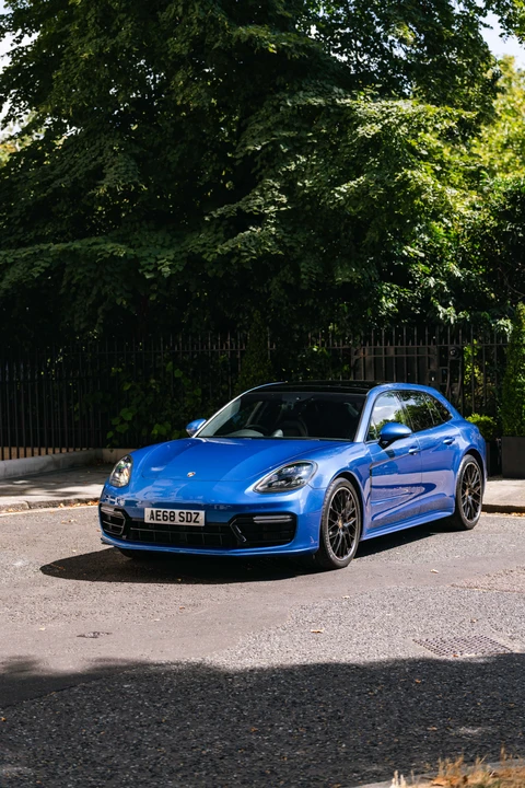 2018 Porsche 971 Panamera Sport Turismo - Image 23 of 31