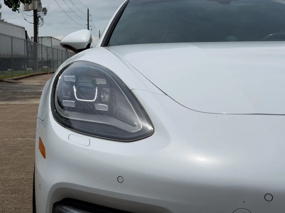 2018 Porsche 971 Panamera 4S - Image 9 of 31
