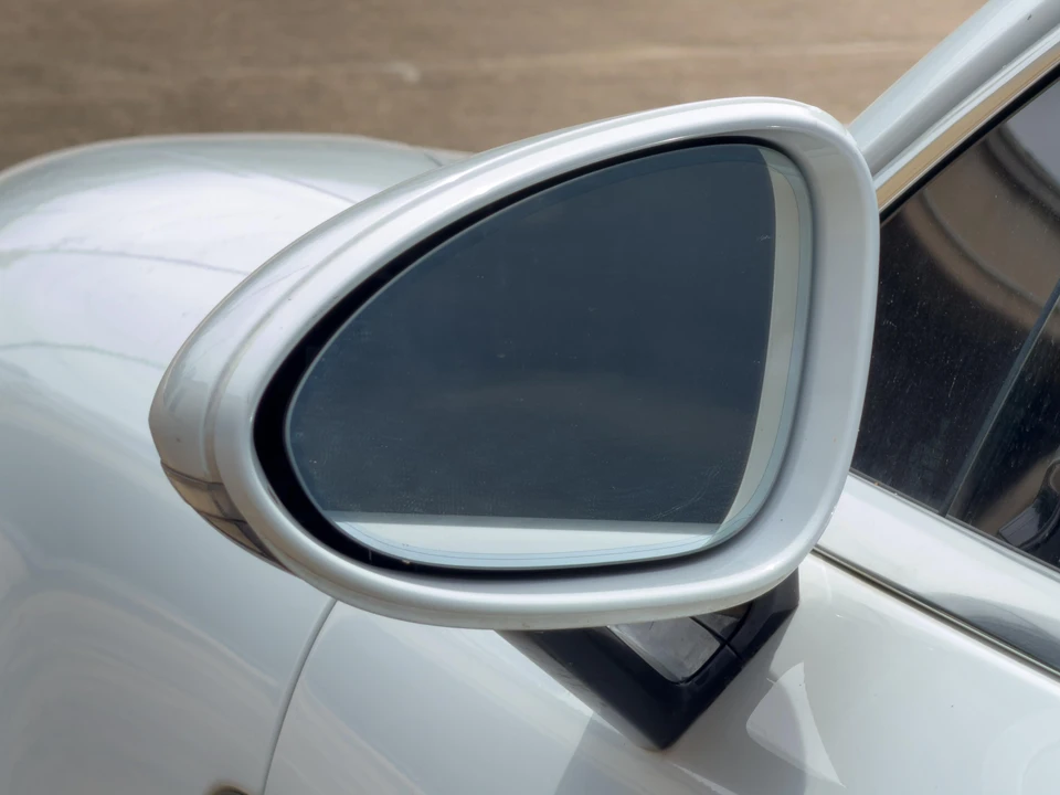 2018 Porsche 971 Panamera 4S - Image 13 of 31
