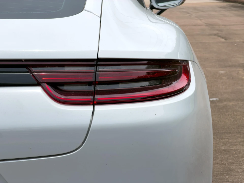 2018 Porsche 971 Panamera 4S - Image 18 of 31