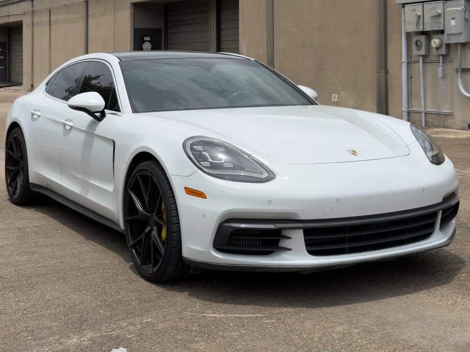 2018 Porsche 971 Panamera 4S - Image 8 of 31