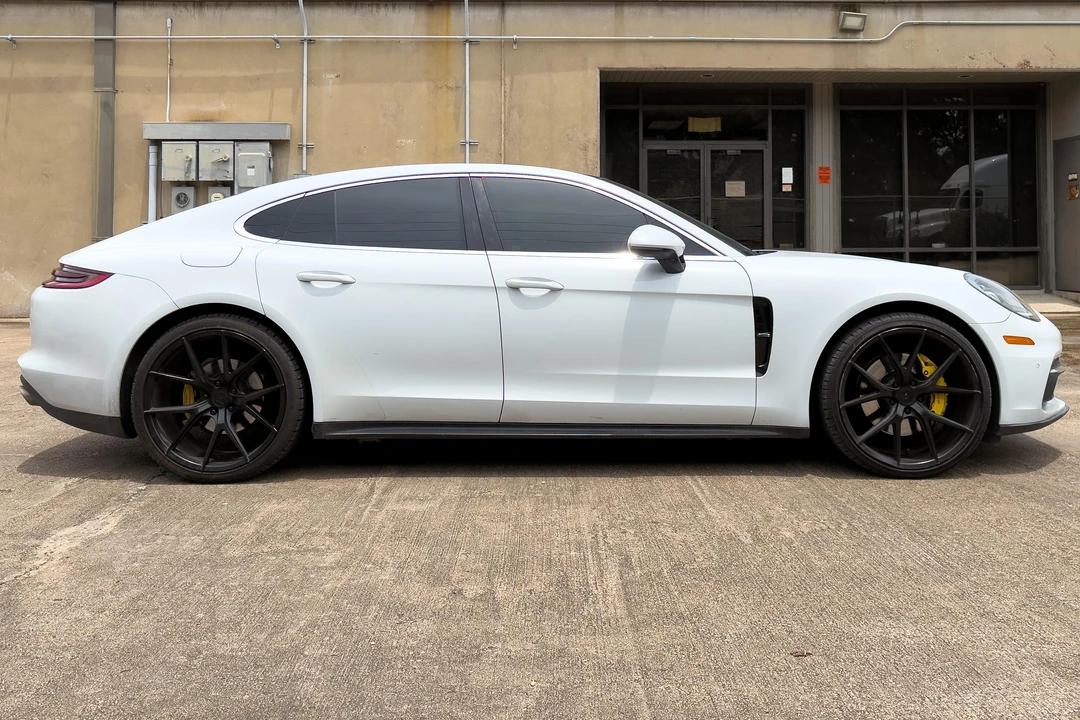 2018 Porsche 971 Panamera 4S - Image 3 of 31