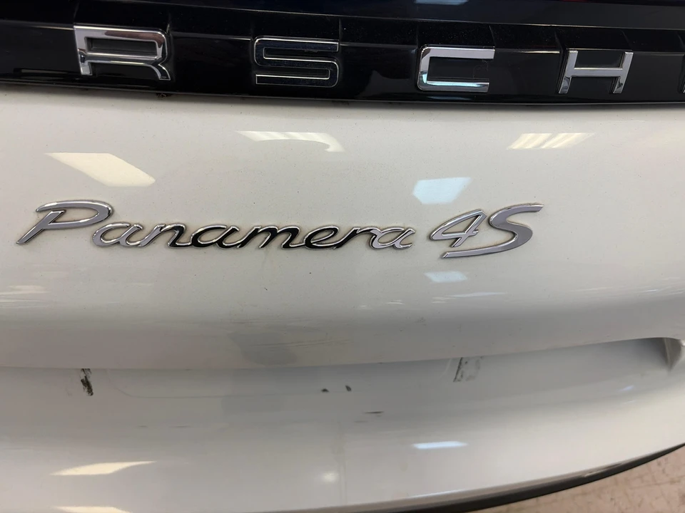 2018 Porsche 971 Panamera 4S - Image 17 of 31
