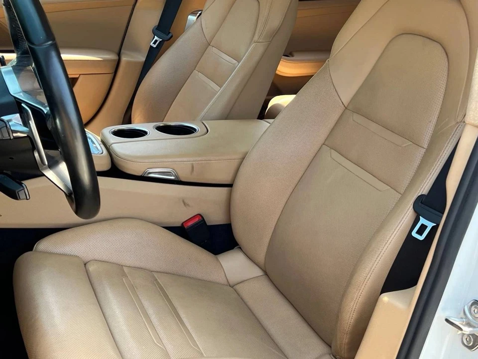 2018 Porsche 971 Panamera 4S - Image 5 of 5