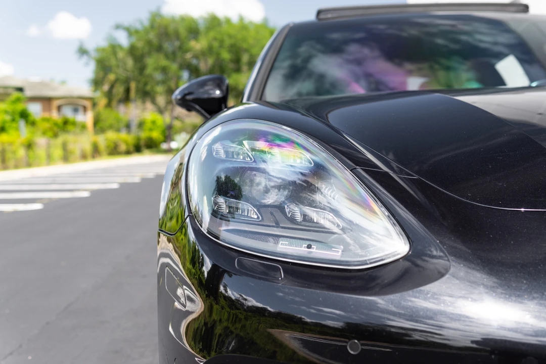 2018 Porsche 971 Panamera 4S - Image 11 of 31