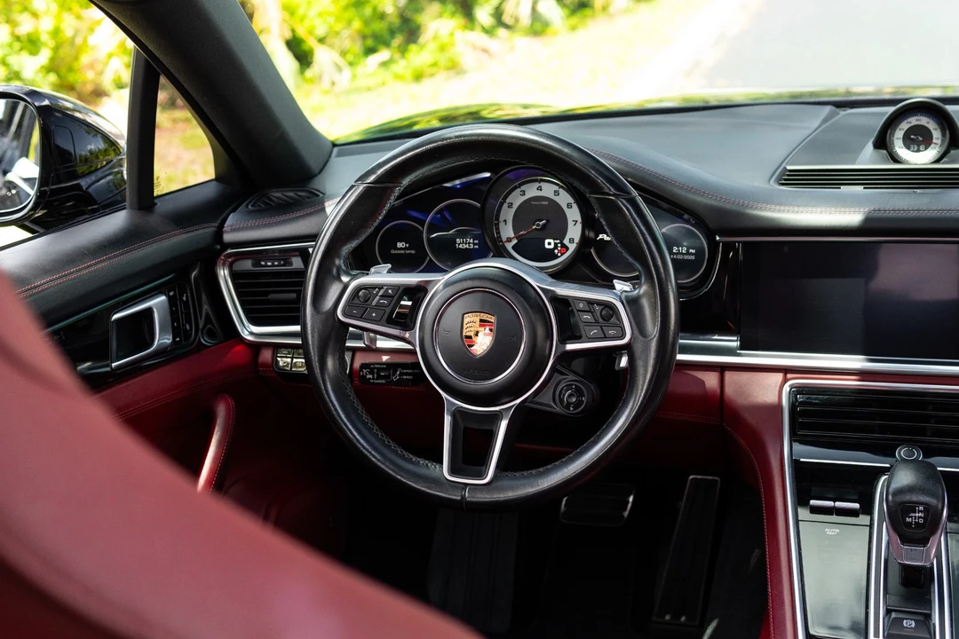 2018 Porsche 971 Panamera 4S - Image 6 of 31