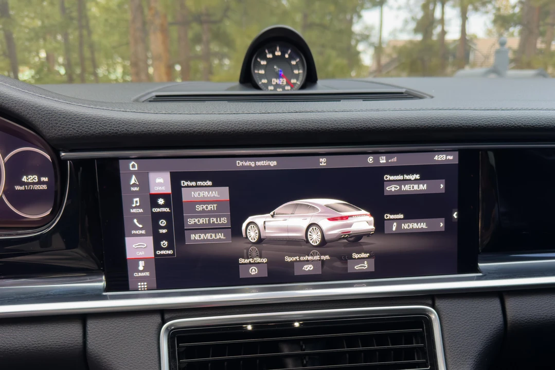 2018 Porsche 971 Panamera 4S - Image 31 of 31